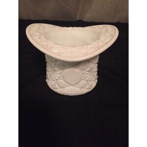 Vintage Fenton Daisy & Button #1992 White Milk Glass Top Hat Vase Planter